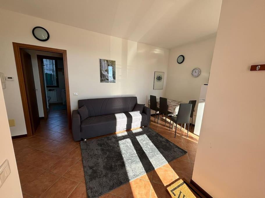 Casa Al Poggio Leilighet Castana  Eksteriør bilde